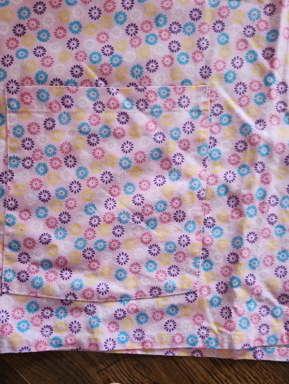 Allheart Scrub Top - Picture 4 of 5